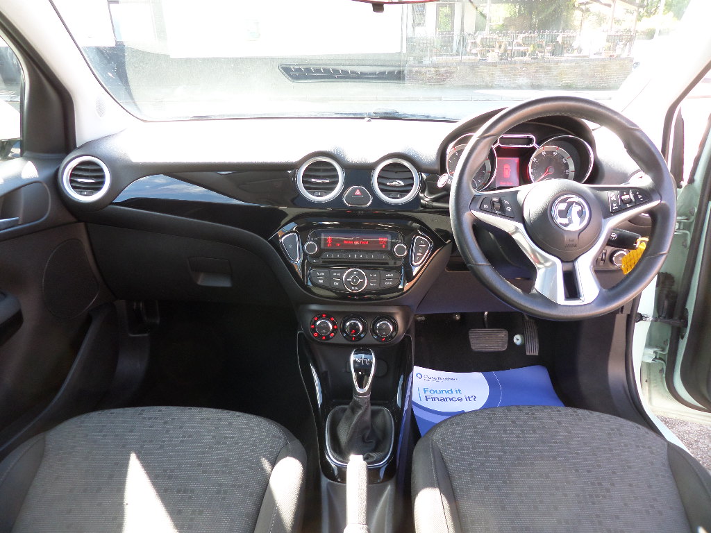 Vauxhall Adam Glam AUTOMATIC 32 Vauxhall Adam Glam AUTOMATIC - Image 12