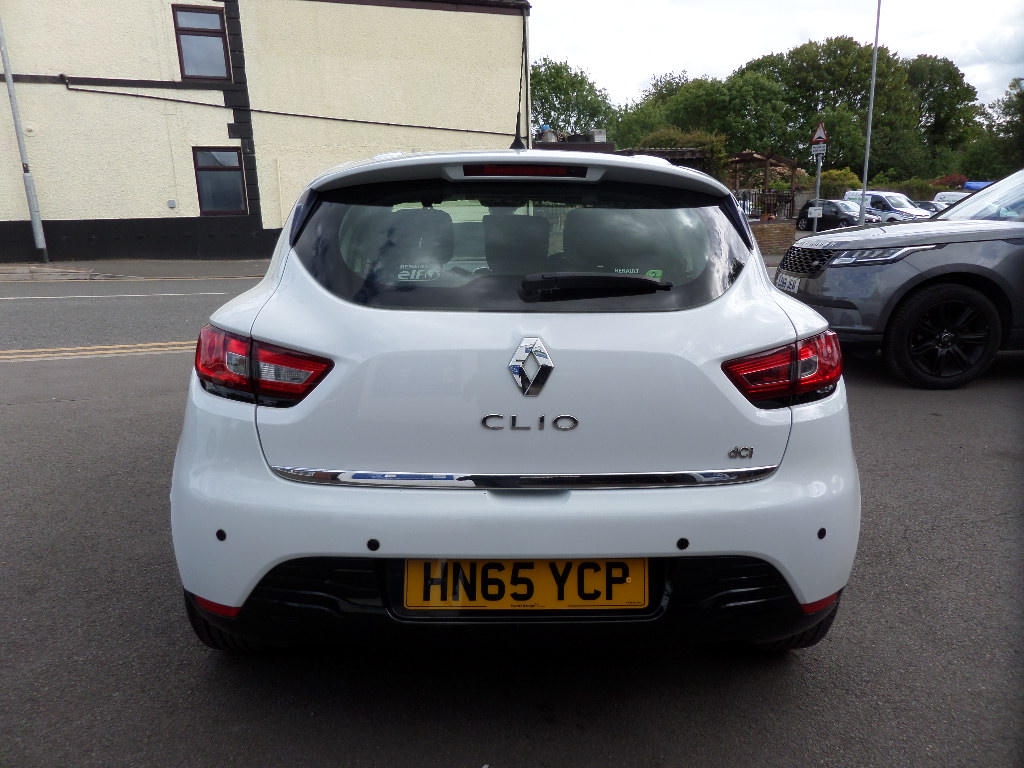 Renault Clio Dynamique ECO NAV DCI 23 Renault Clio Dynamique ECO NAV DCI - Image 4