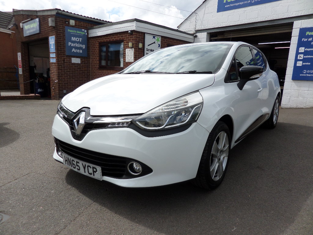 Renault Clio Dynamique ECO NAV DCI 25 Renault Clio Dynamique ECO NAV DCI - Image 6
