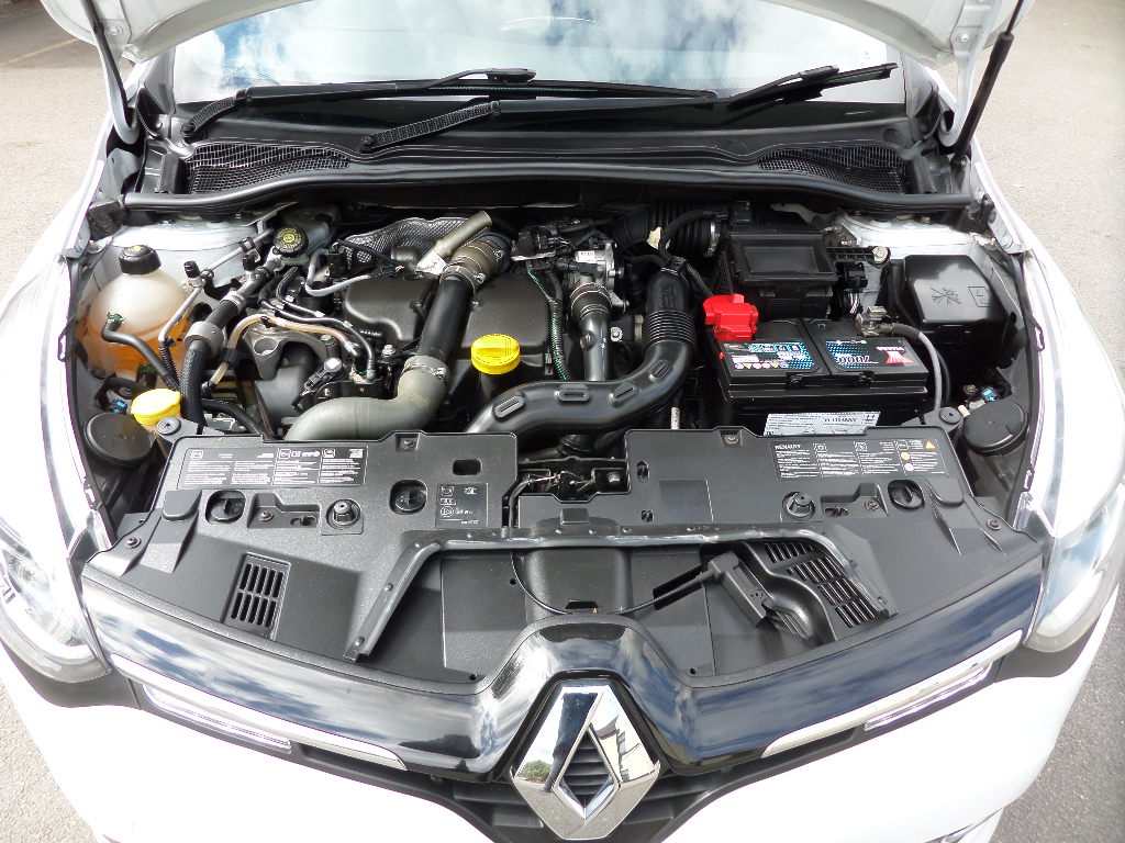 Renault Clio Dynamique ECO NAV DCI 38 Renault Clio Dynamique ECO NAV DCI - Image 19